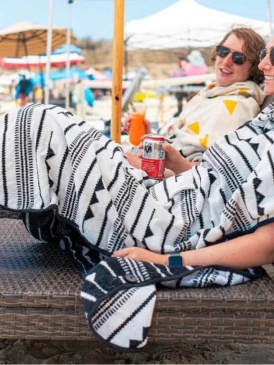 Black & White Hooded Beach Poncho - Picture 3 of 3